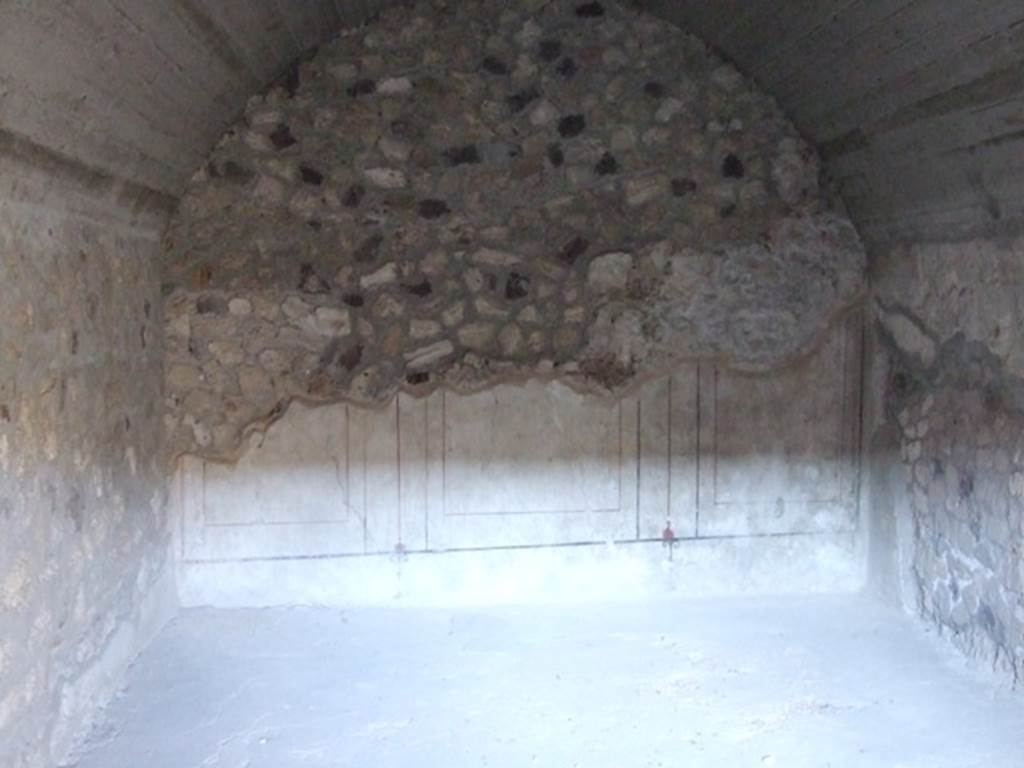 VII.16.17-22 Pompeii. December 2007. North wall of rear room, with II style decoration.