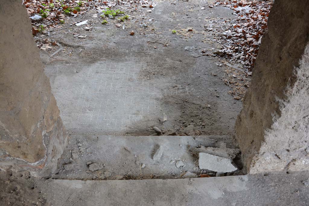 VII.16.17-22 Pompeii. October 2018. Doorway from portico (2) towards peristyle 14.
Foto Annette Haug, ERC Grant 681269 DÉCOR.