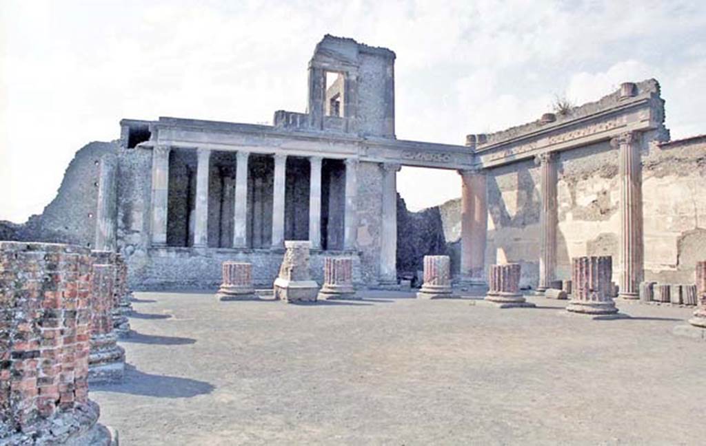 VIII.1 Pompeii. October 2001. Basilica, looking towards the west end. Photo courtesy of Peter Woods.