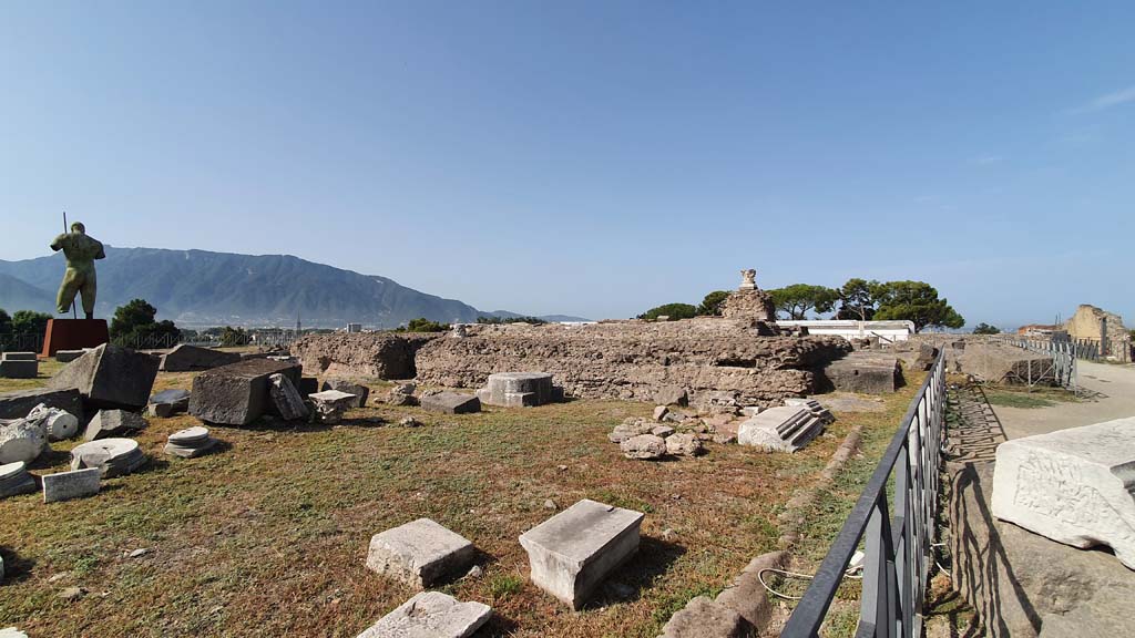 VIII.1.3 Pompeii. August 2021. Decorative marble blocks.
Foto Annette Haug, ERC Grant 681269 DÉCOR.
