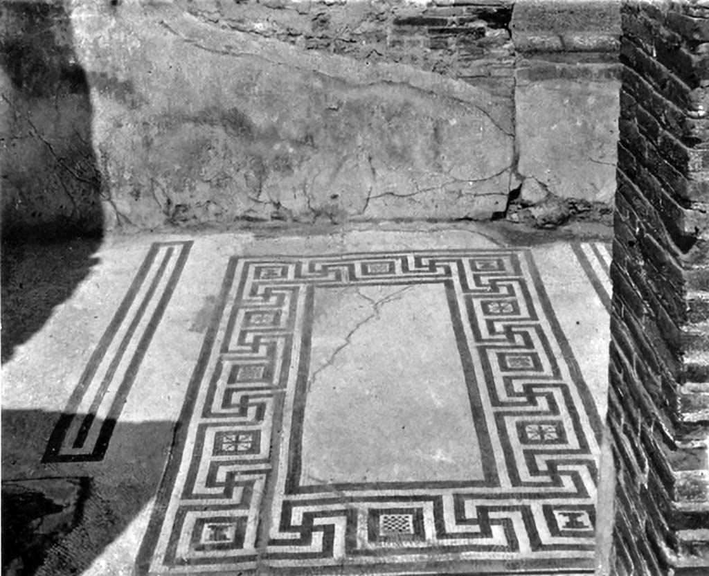 VIII.2.16 Pompeii. c.1930. Flooring in cubiculum on north side of atrium.
See Blake, M., (1930). The pavements of the Roman Buildings of the Republic and Early Empire. Rome, MAAR, 8, (p.83, & Pl.20, tav.3).