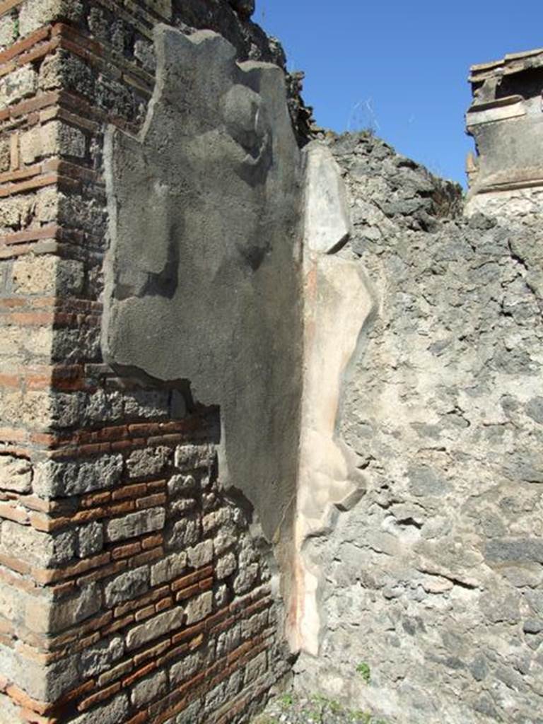 VIII.5.28 Pompeii. March 2009. Room 4, Tablinum.North west corner.