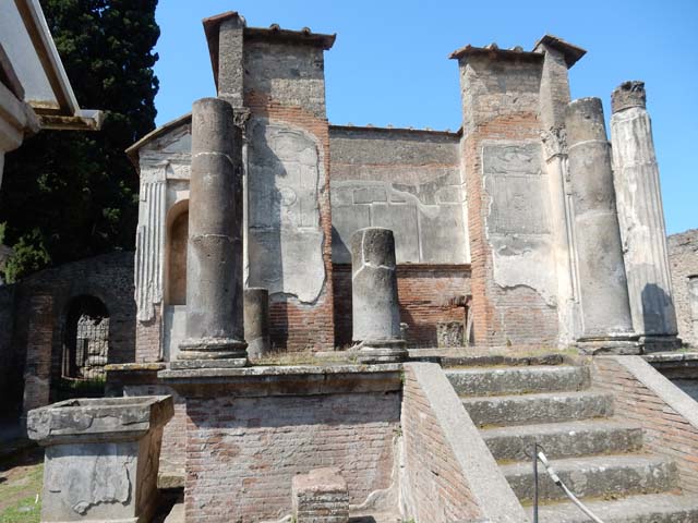 VIII.7.28 Found in Temple of Isis (now in Naples Archaeological Museum)
