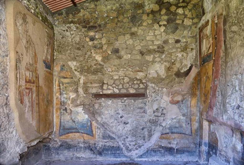 IX.1.7 Pompeii. April 2018. Looking towards west wall of triclinium. Photo courtesy of Ian Lycett-King.
Use is subject to Creative Commons Attribution-NonCommercial License v.4 International.