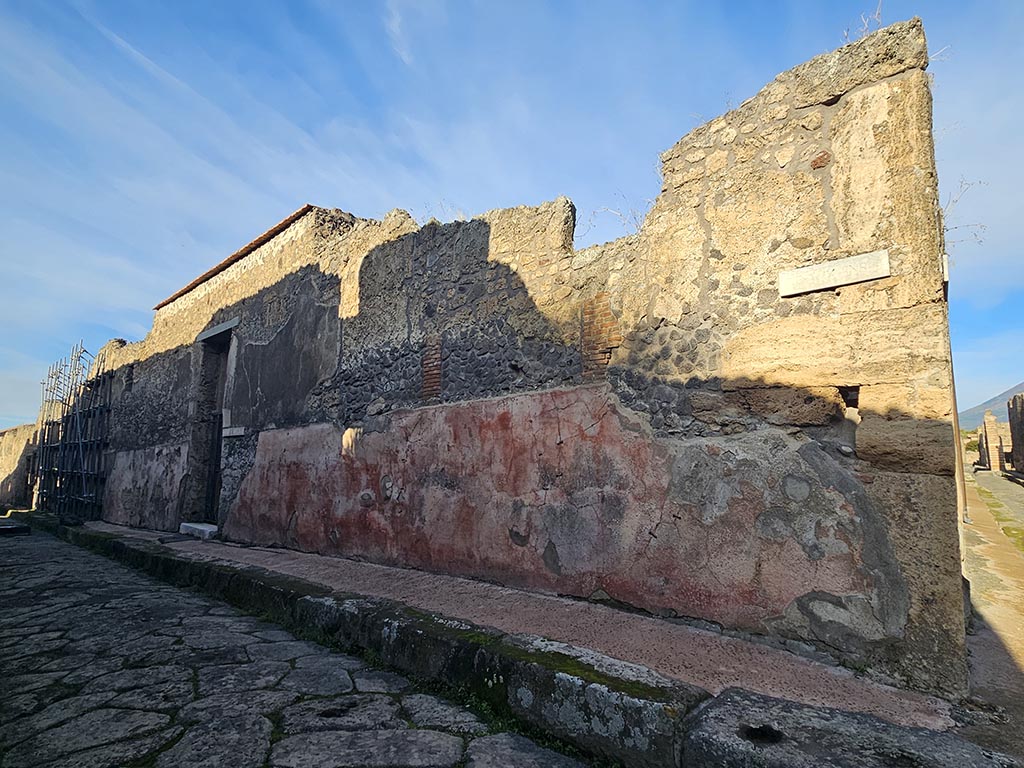 IX.2.16 Pompeii, November 2024. Looking west along Vicolo di Balbo towards entrance doorway. Photo courtesy of Annette Haug.