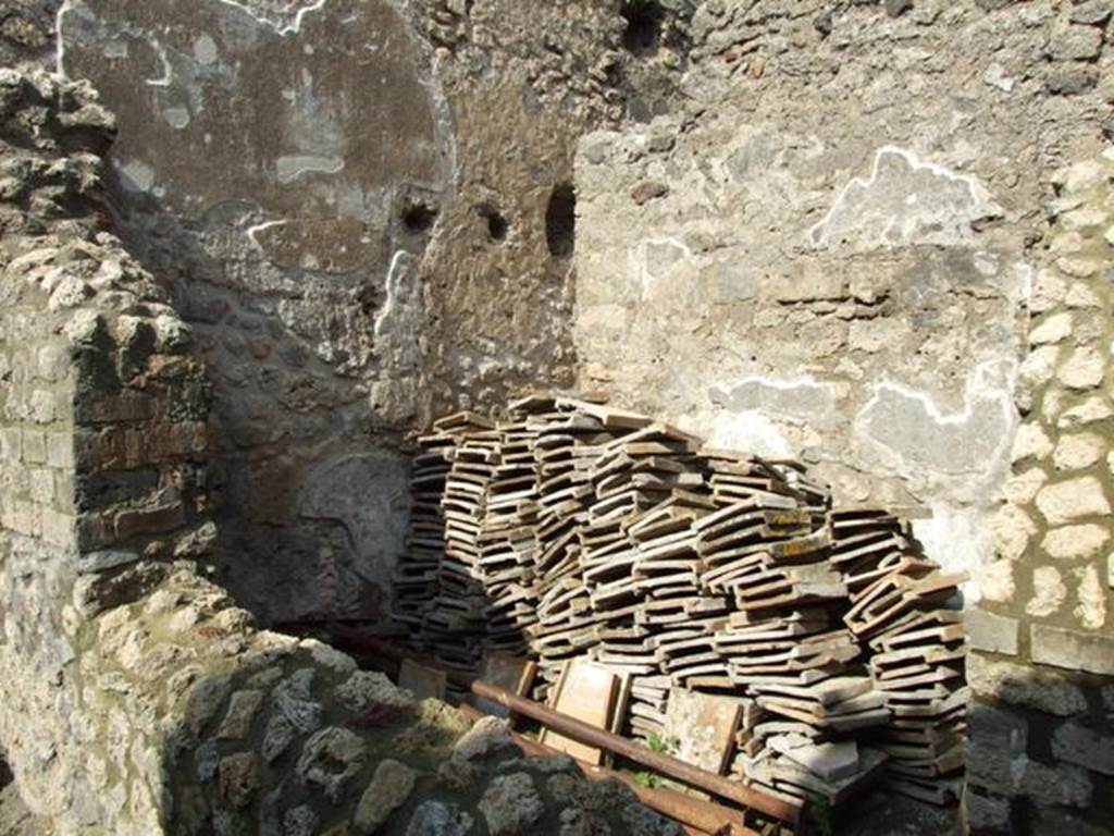 IX.3.5 Pompeii. March 2009. Room 10.