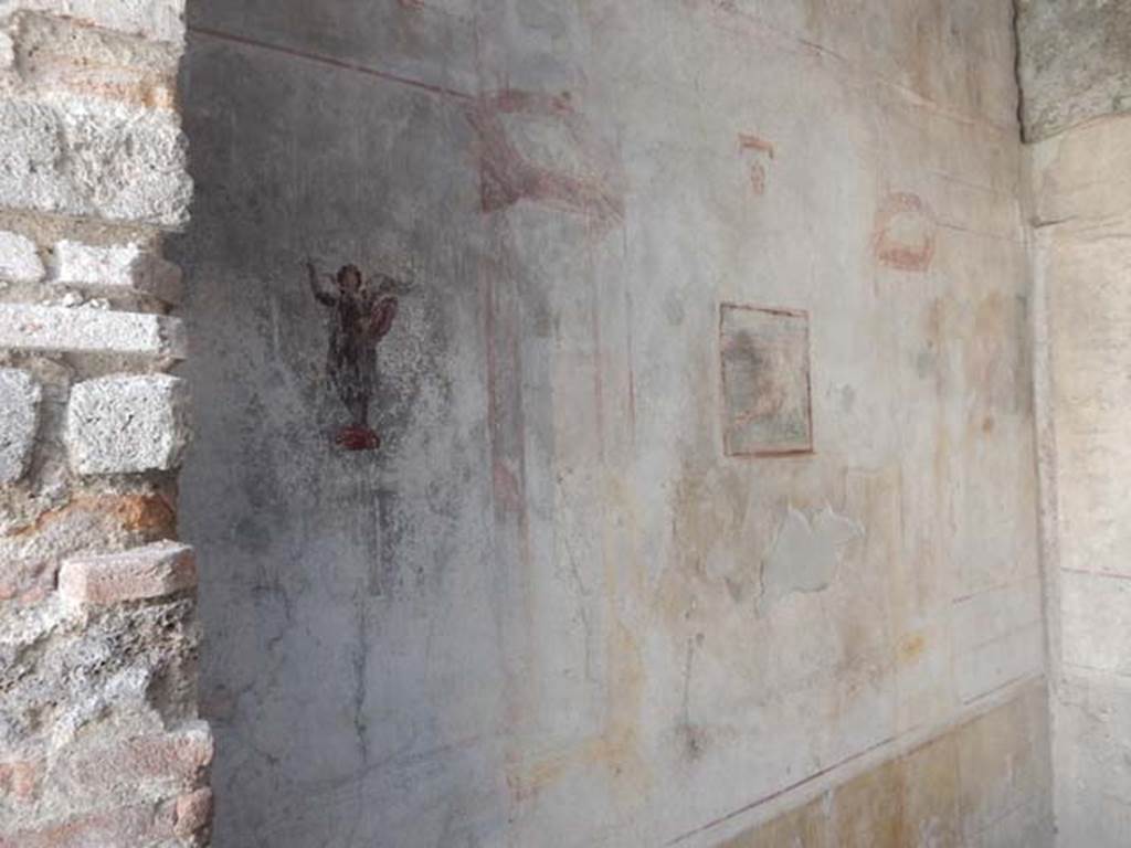 IX.3.5 Pompeii. May 2015. Room 16, looking south along east wall.
Photo courtesy of Buzz Ferebee.