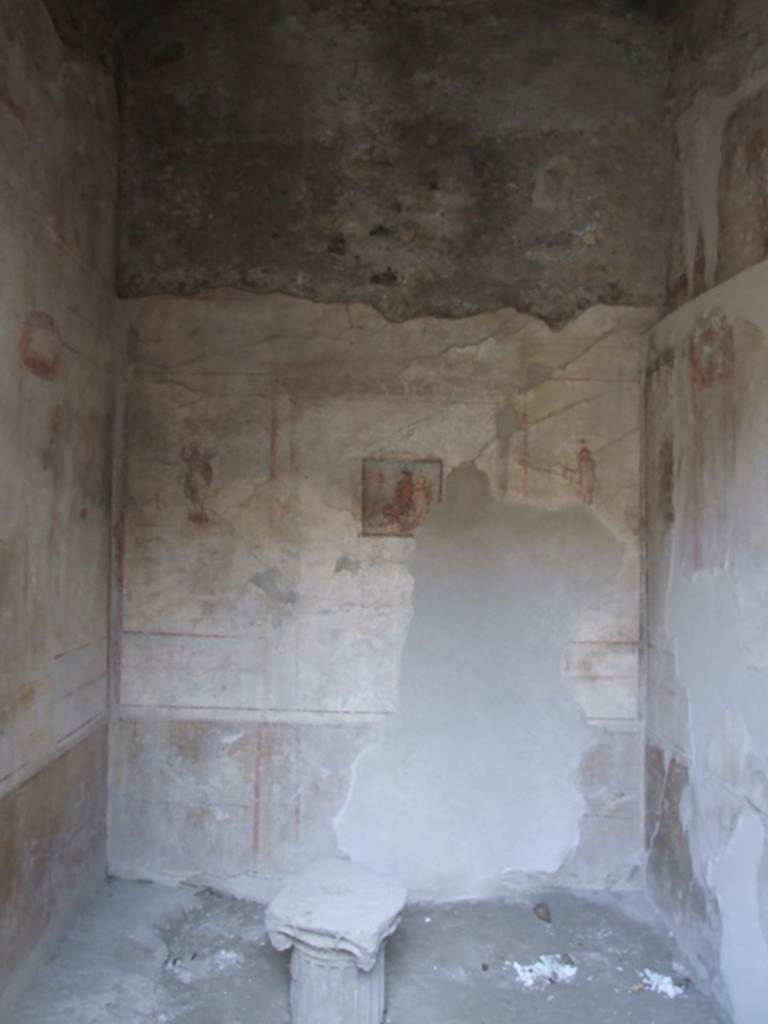 IX.3.5 Pompeii. March 2009. Room 16. South wall.