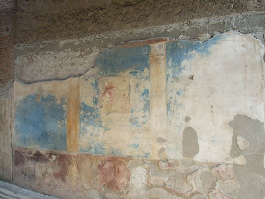 IX.3.5 Pompeii. March 2009. Room 1. South side of entrance fauces.