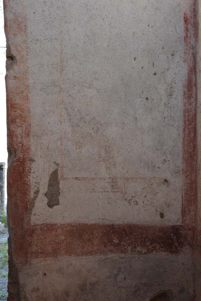 IX.5.11 Pompeii. May 2017. Room f, east wall in south-east corner.
Foto Christian Beck, ERC Grant 681269 DÉCOR.