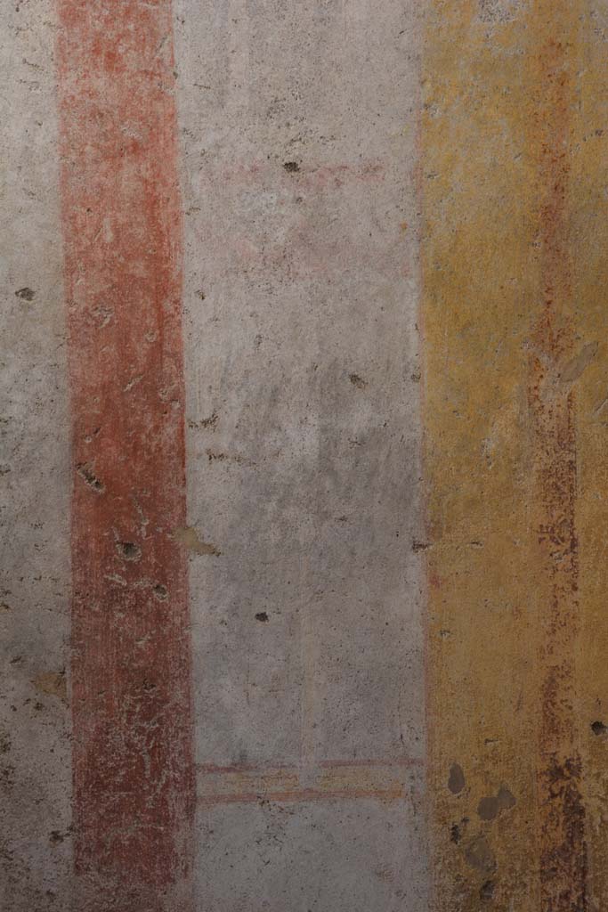 IX.5.11 Pompeii. May 2017. Room f, compartment on east side of yellow central panel.
Foto Christian Beck, ERC Grant 681269 DÉCOR.