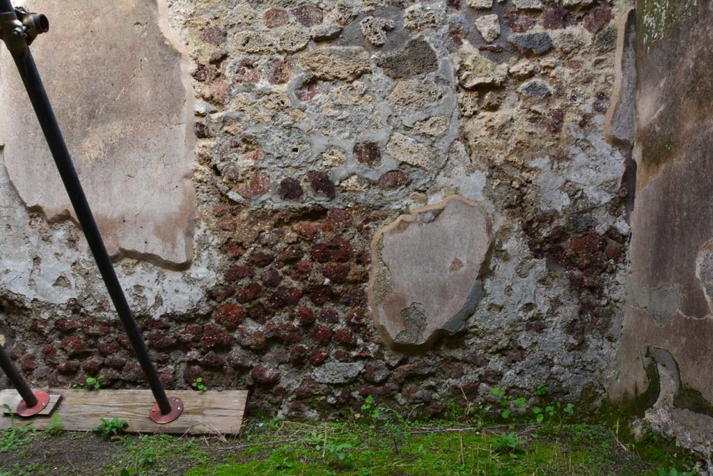 IX.5.18 Pompeii. March 2017. Room u, lower east wall.
Foto Christian Beck, ERC Grant 681269 DÉCOR.