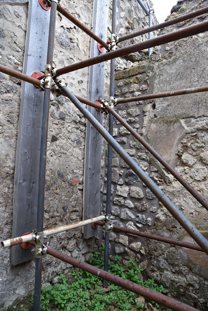 IX.5.18 Pompeii. March 2018. Room “u”, north-west corner.
Foto Annette Haug, ERC Grant 681269 DÉCOR.