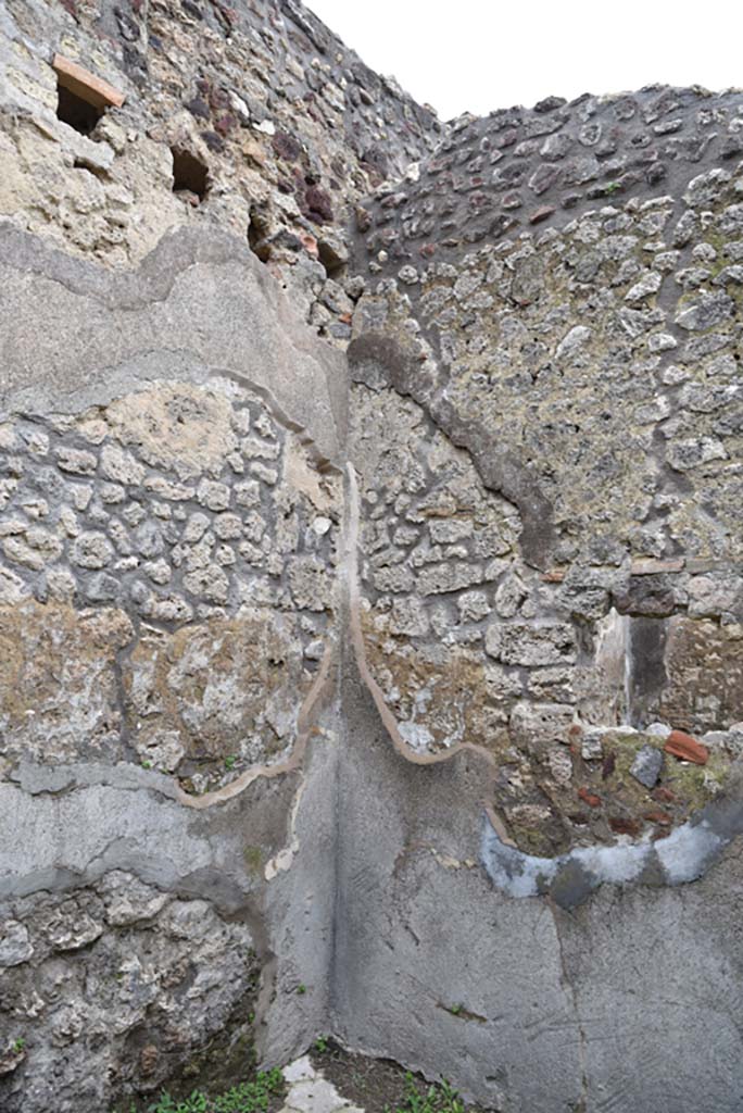 IX.5.18 Pompeii. March 2018. Room “s”, north-east corner.
Foto Annette Haug, ERC Grant 681269 DÉCOR.