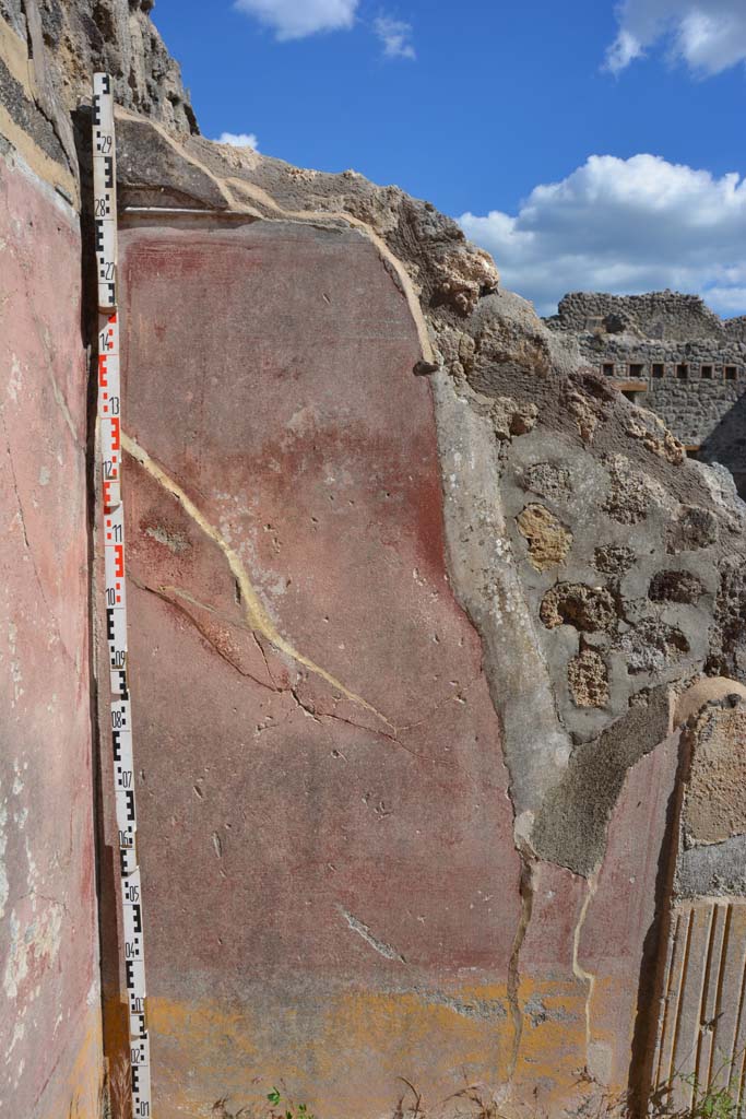 IX.5.18 Pompeii. May 2017. Room n, south wall in south-east corner.
Foto Christian Beck, ERC Grant 681269 DÉCOR.