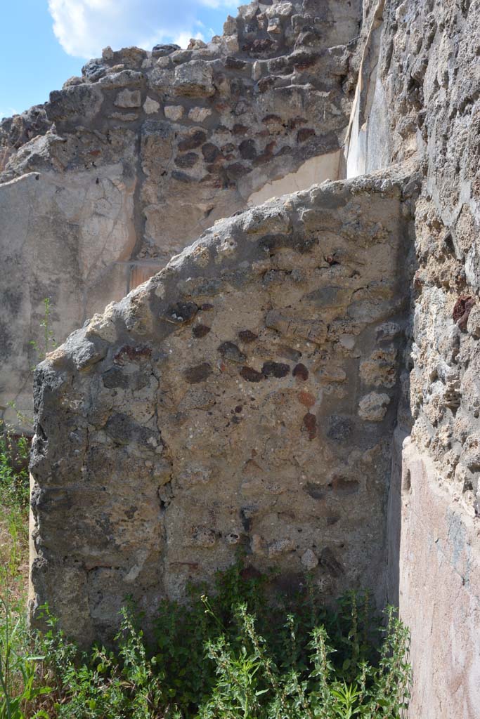 IX.5.18 Pompeii. May 2017. Room m, north wall of cupboard.
Foto Christian Beck, ERC Grant 681269 DÉCOR.