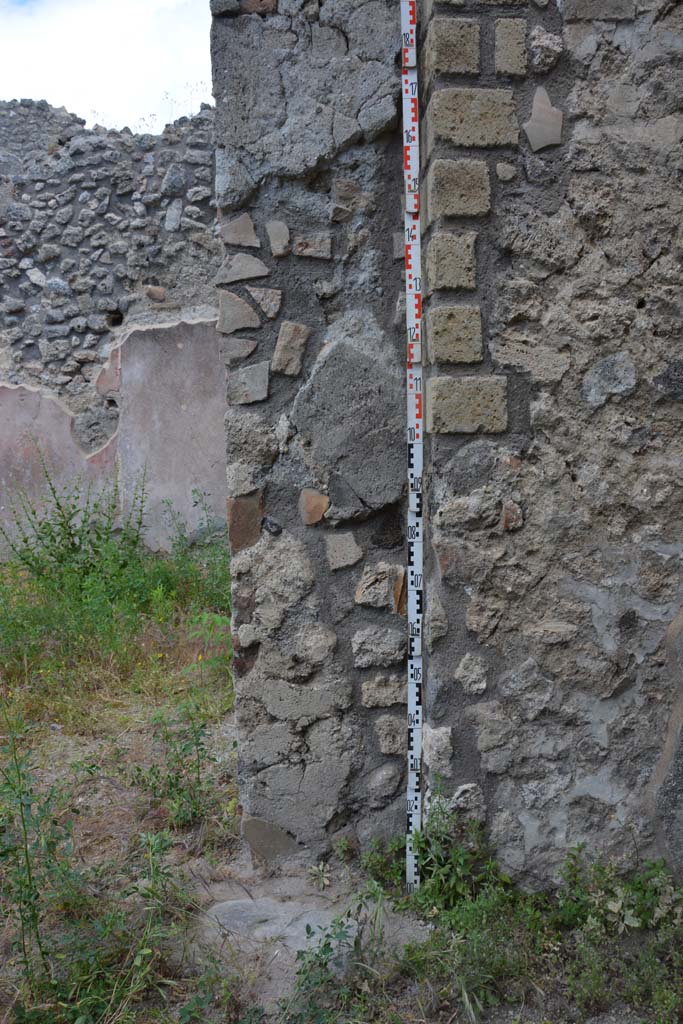 IX.5.18 Pompeii. May 2017. Room a, looking east to north end of entrance corridor.
Foto Christian Beck, ERC Grant 681269 DÉCOR.