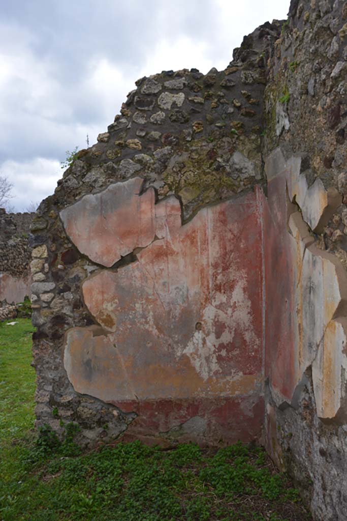 IX.5.18 Pompeii. March 2018. Room “o”, looking towards south wall in south-west corner.
Foto Annette Haug, ERC Grant 681269 DÉCOR.