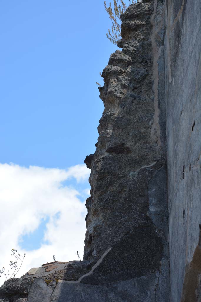 IX.5.18 Pompeii. May 2017. Room “f”, upper east wall in south-east corner.
Foto Christian Beck, ERC Grant 681269 DÉCOR.