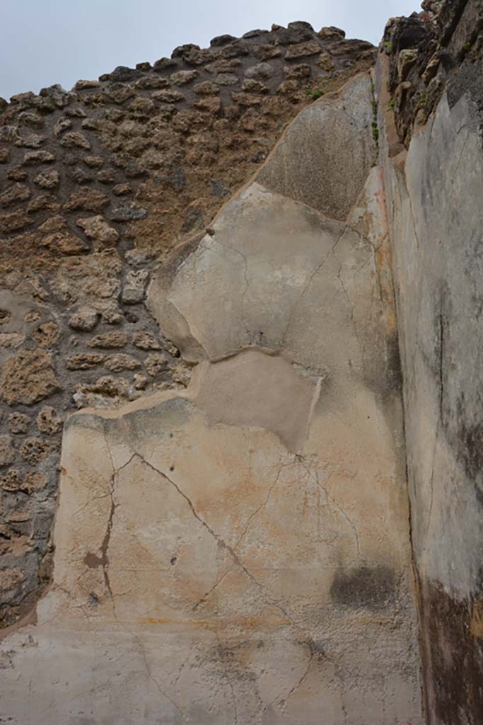 IX.5.18 Pompeii. March 2018. Room “f”, detail of upper north wall at east end.
Foto Annette Haug, ERC Grant 681269 DÉCOR