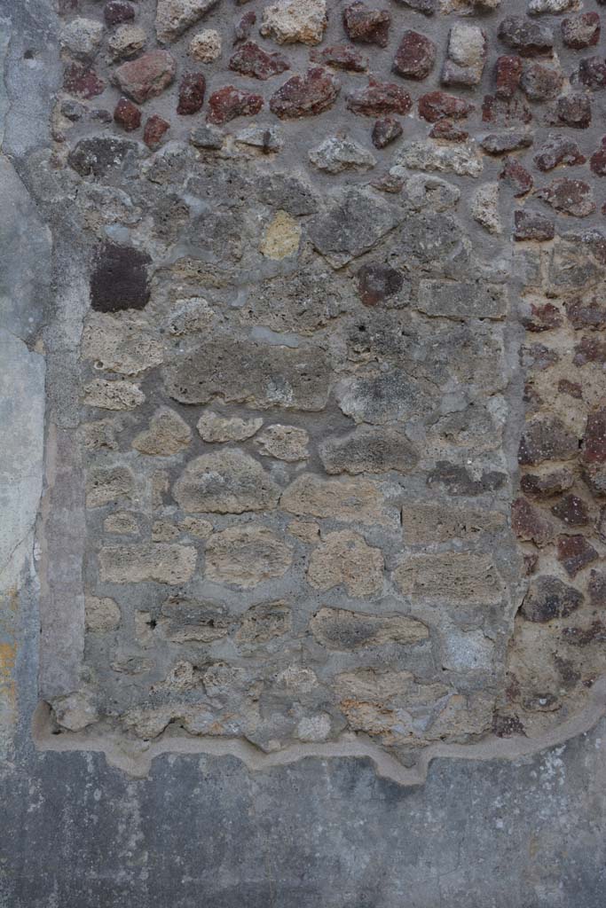 IX.5.18 Pompeii. May 2017. Room g, site of central painting on west wall.
Foto Christian Beck, ERC Grant 681269 DÉCOR.