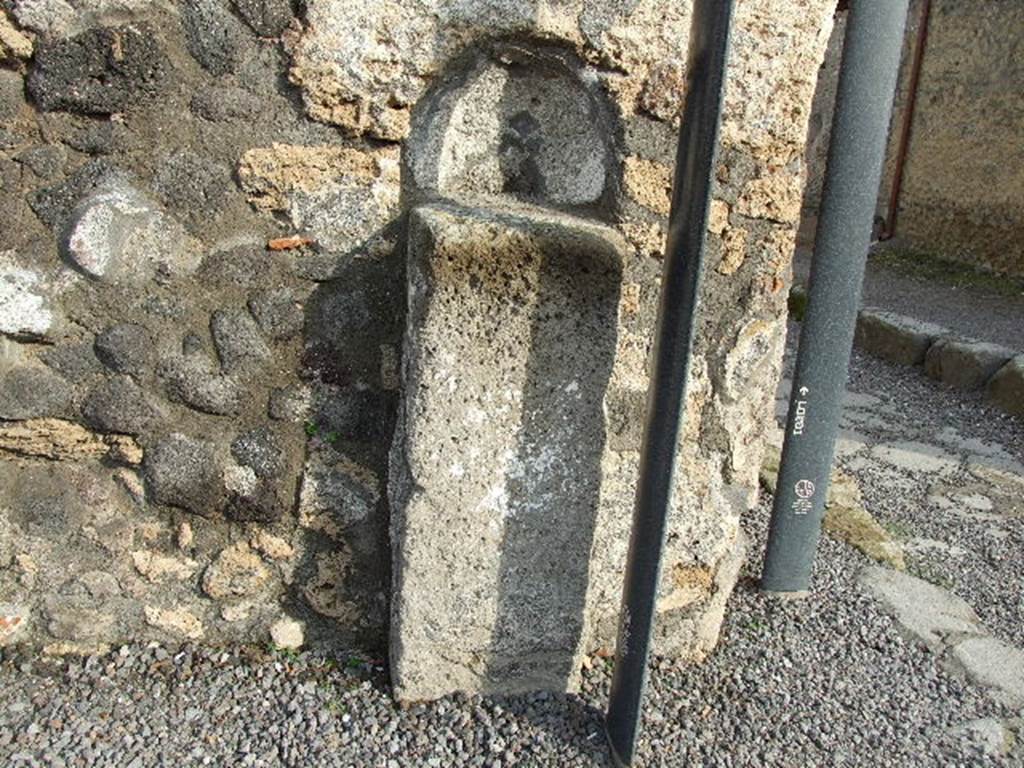 Street Altar at VIII.3.17. September 2005.