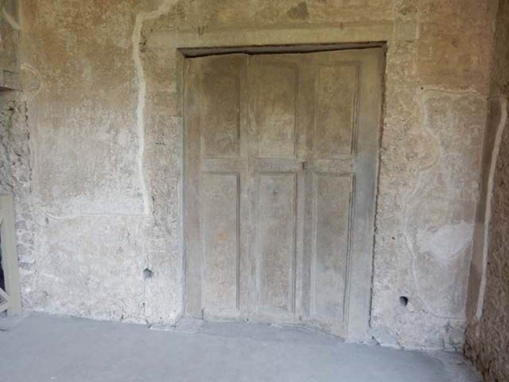 Villa of Mysteries, Pompeii. May 2015. Room 17, procoeton or anteroom with cast of shutters into room 16. Photo courtesy of Buzz Ferebee.