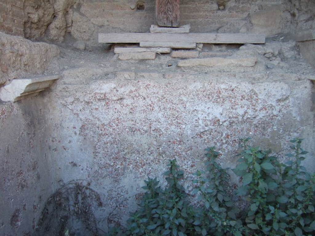 Fountain in arch at north-east corner of Forum. May 2006. Detail of north side.