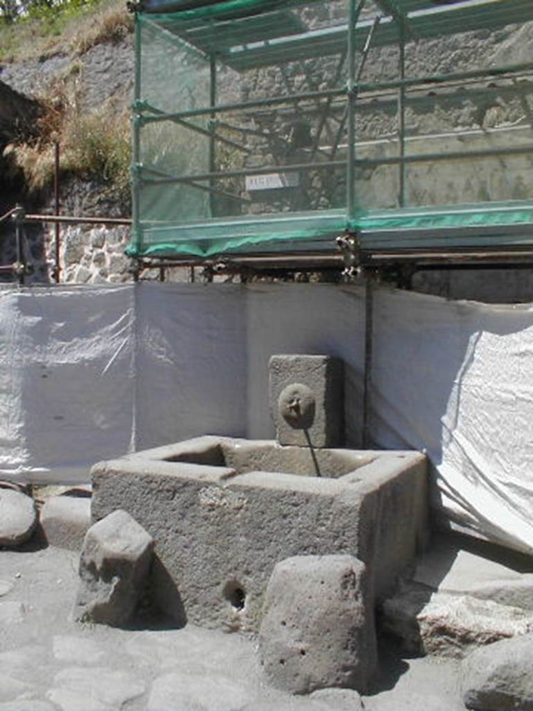 Fountain outside IX.11.1. May 2005.