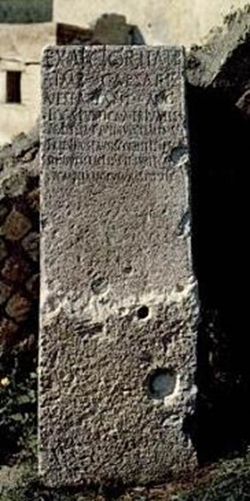 Pompeii Porta Marina.  1980-1990. Road to Porta Marina next to the Suburban Baths. Cippus of T. Suedius Clemens.  The Cippus is inscribed:

Ex auctoritate 
imp(eratoris) Caesaris 
Vespasiani Aug(usti)
loca publica, a privatis
possessa 
T(itus) Suedius Clemens
tribunus causis cognitis et
mensuris factis rei publicae
Pompeianorum restituit,  

By virtue of authority conferred upon him by the Emperor Vespasian Caesar Augustus, Titus Suedius Clemens, tribune, having investigated the facts and taken measurements, restored to the citizens of Pompeii public places illegally appropriated by private persons. Similar Cippi were found at the Porta Ercolano, Porta Vesuvio and the Porta Nocera. See Conticello, B., Ed, 1990. Rediscovering Pompeii. Rome: L’Erma di Bretschneider. (p. 225).