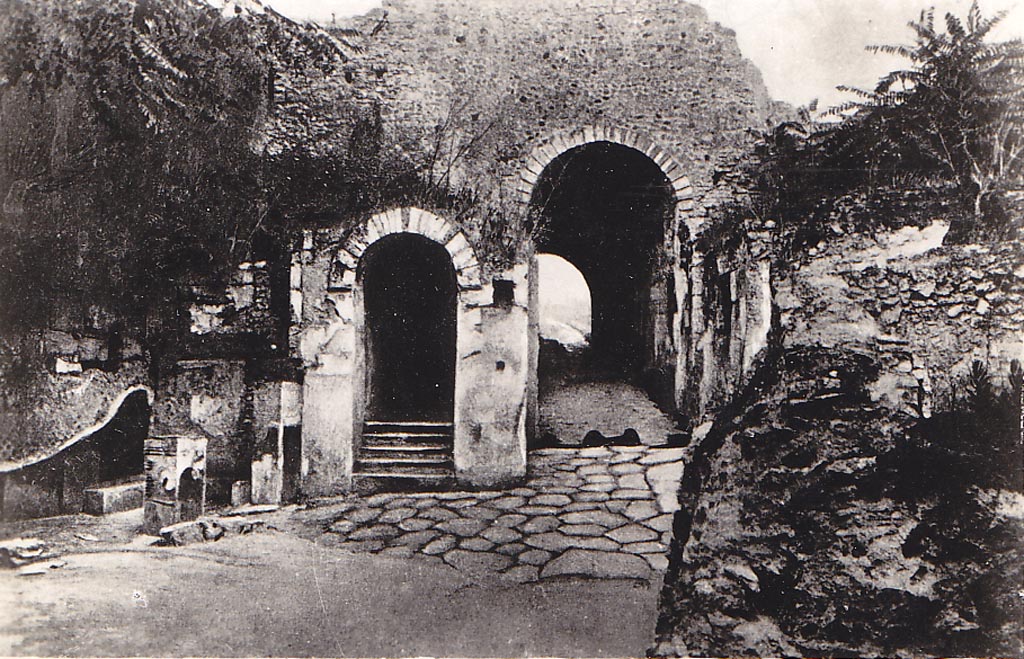 Pompeii Porta Marina. Old postcard. Photo courtesy of Drew Baker.