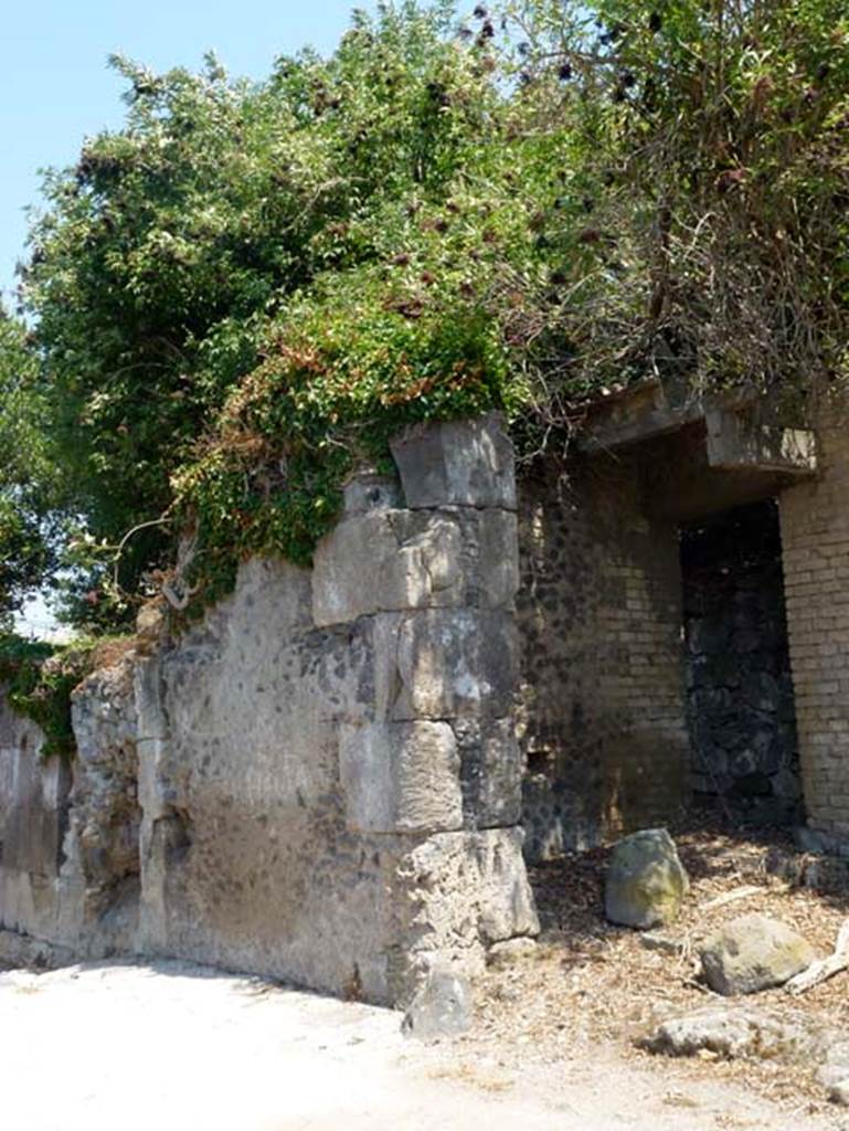 Porta di Sarno or Sarnus Gate. June 2012. Looking east towards the south-west corner of the gate. Photo courtesy of Michael Binns.
