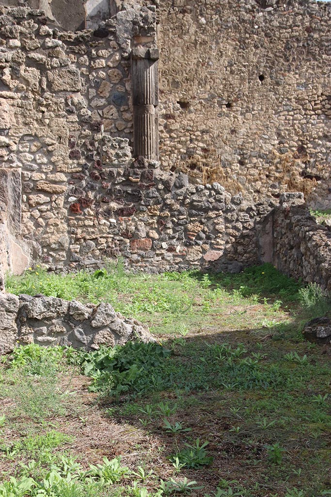 I.2.3 Pompeii. October 2024. Looking east towards tablinum. Photo courtesy of Klaus Heese.