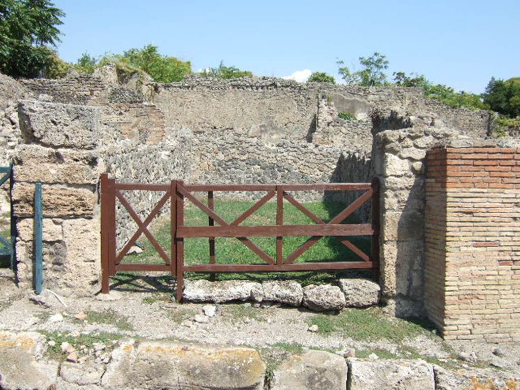 I.2.5 Pompeii. September 2005. Entrance.