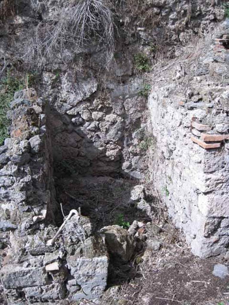 I.2.28 Pompeii. September 2010. Looking north into small room on west side of oven in kitchen area. Photo courtesy of Drew Baker.
