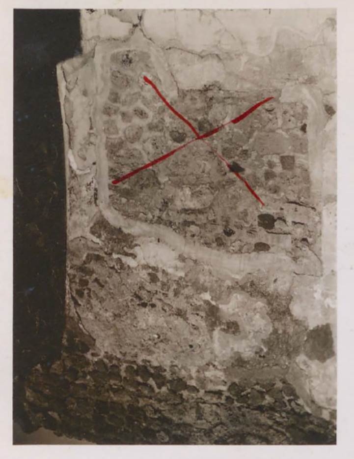 I.2.28 Pompeii. Pre-1942. Looking towards east wall of large triclinium.
According to Warscher, X marks the spot which was the place of the painting of Cassandra prophesizing.
She remarked that 
the destruction of landscapes on the north and south walls show how wise the transfer of the painting of Cassandra to the Museum had been.
(La distruzione dei paesaggi dipinti sulle pareti nord e sud mostrano quanto sia stato saggio il trasferimento della pittura di Cassandra nel Museo.)
See Warscher, T. 1942. Catalogo illustrato degli affreschi del Museo Nazionale di Napoli. Sala LXXIX. Vol.1. Rome, Swedish Institute
