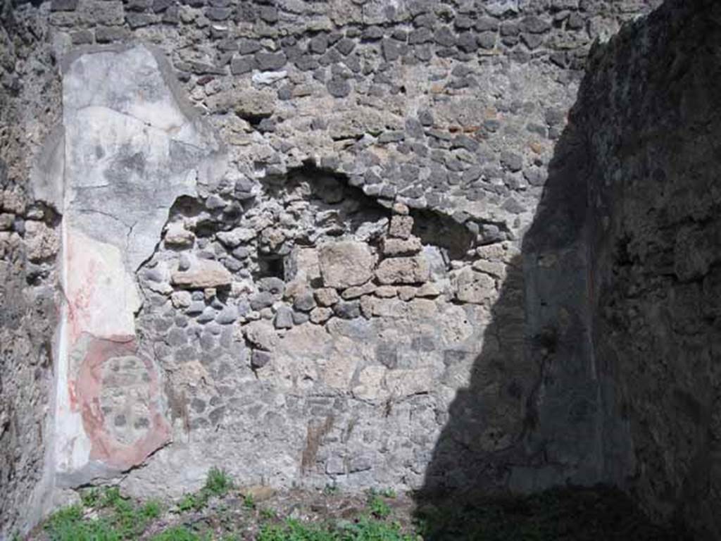 I.2.28 Pompeii. September 2010. East wall of large room. Photo courtesy of Drew Baker.