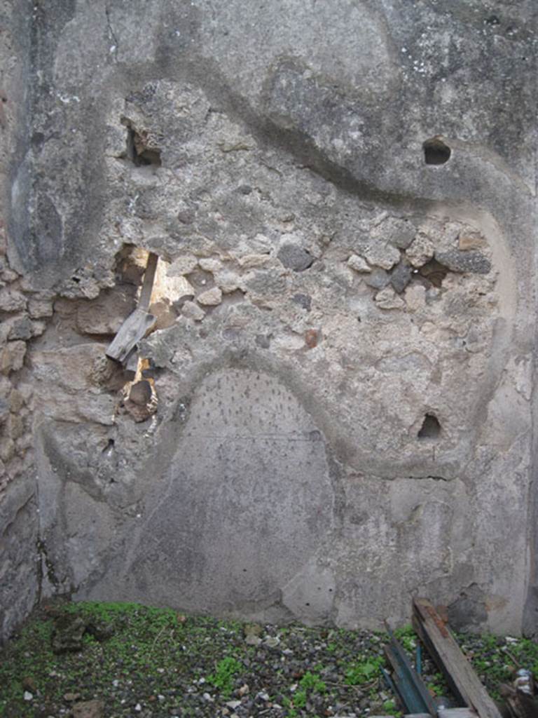 I.3.3 Pompeii. September 2010. South wall (with regular putlog feature?) of small room, storeroom or cupboard. Photo courtesy of Drew Baker.
