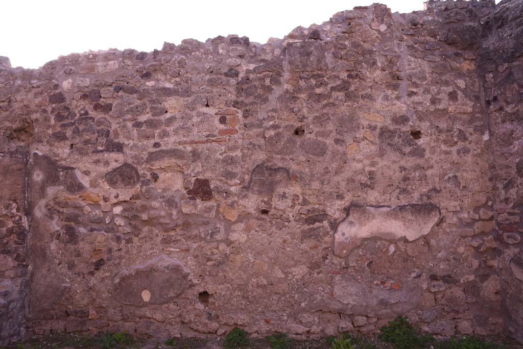I.4.11 Pompeii. October 2019. Looking towards south wall of bar-room.
Foto Tobias Busen, ERC Grant 681269 DÉCOR.


