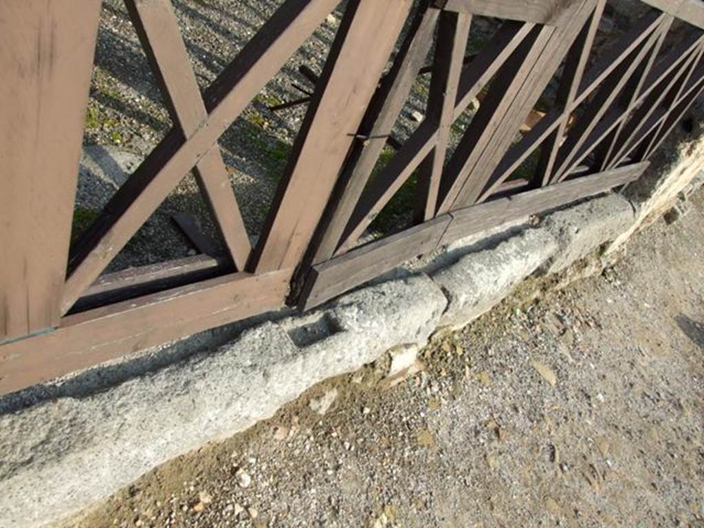 I.4.11 Pompeii. December 2007.  Entrance sill with groove for sliding doors.