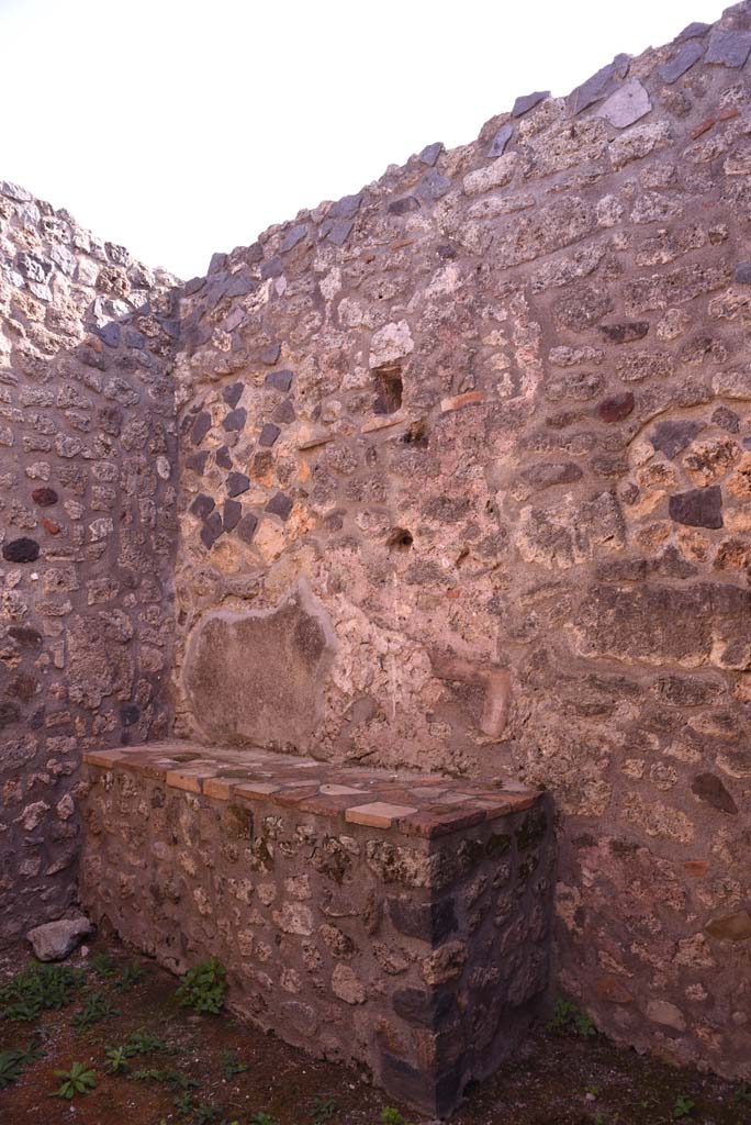 I.4.22 Pompeii. October 2019. South wall of room h.
Foto Tobias Busen, ERC Grant 681269 DCOR.
