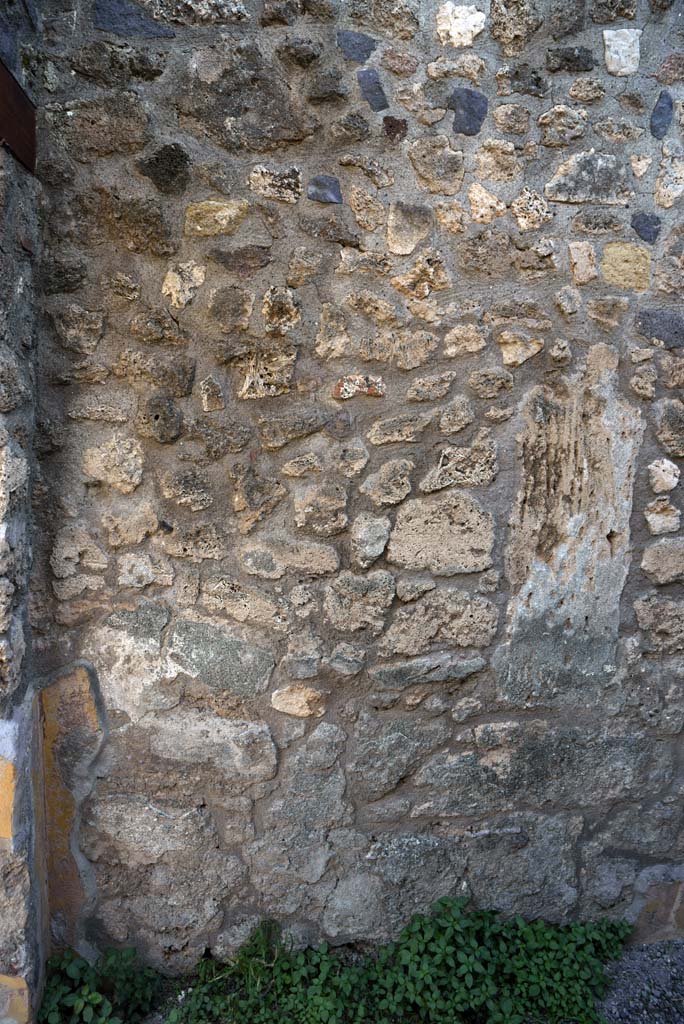 I.4.25/1.4.5 Pompeii. October 2019. Cubiculum 11, west wall.
Foto Tobias Busen, ERC Grant 681269 DCOR.
