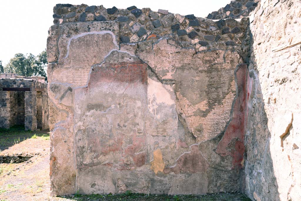 I.4.25/1.4.5 Pompeii. October 2019. North ala 13, detail from west wall.
Foto Tobias Busen, ERC Grant 681269 DCOR.
