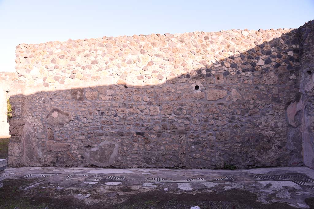I.4.25 Pompeii. October 2019. Room 35, looking towards north wall.
Foto Tobias Busen, ERC Grant 681269 DÉCOR.
