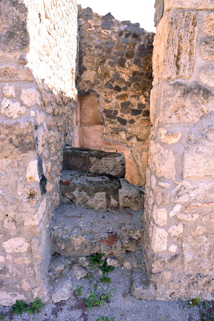 I.4.25/1.4.5 Pompeii. October 2019. Room 16, stairs to upper floor in south wall of Tablinum 14.
Foto Tobias Busen, ERC Grant 681269 DCOR.
