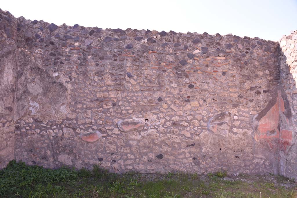 I.4.5 Pompeii. October 2019. Exedra 18, looking towards west wall.
Foto Tobias Busen, ERC Grant 681269 DCOR.
