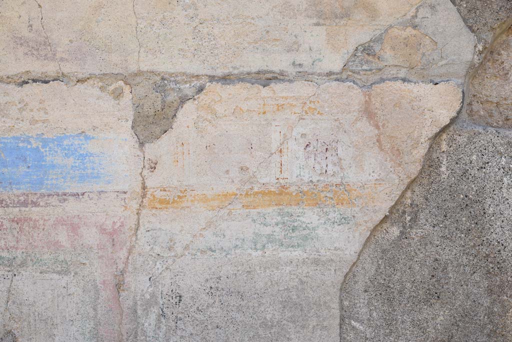 I.4.5 Pompeii. October 2019. Room 19, south wall with detail of painted decoration.
Foto Tobias Busen, ERC Grant 681269 DÉCOR.
