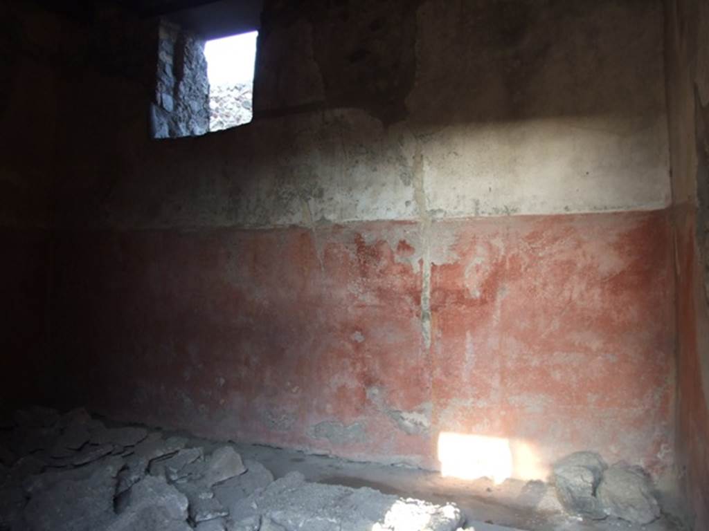 I.4.25 Pompeii. December 2007. Room 22, looking towards east wall of cubiculum at rear of oecus.