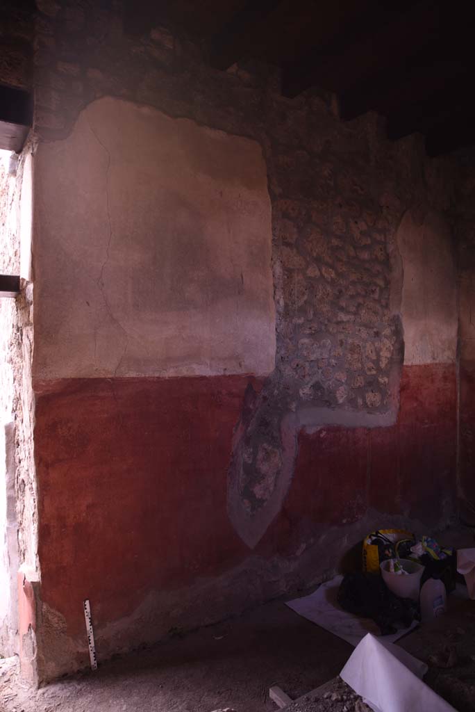 I.4.25 Pompeii. October 2019. Room 22, looking towards west wall.
Foto Tobias Busen, ERC Grant 681269 DCOR.

