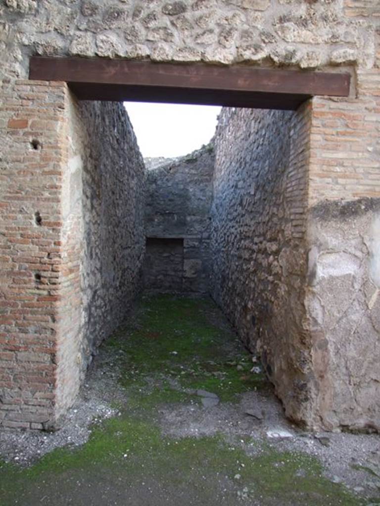 I.4.25 Pompeii. December 2007. Room 25, corridor to servants quarters with stables at I.4.28.